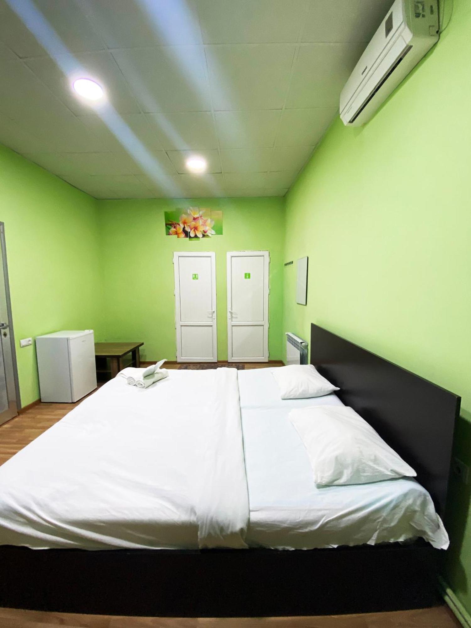 Domino Yerevan Hostel And Hotel Habitación foto